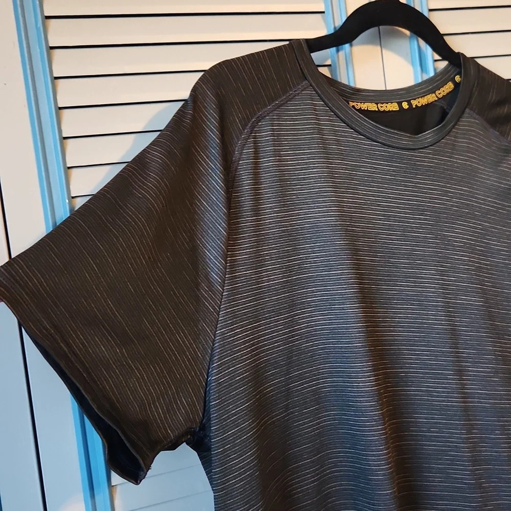 Champion Men's Activewear Black T-Shirt - Picture 4 of 11